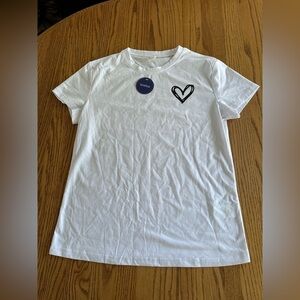 Sweaty Rocks White Short Sleeve Tee With Heart Symbol Size Small